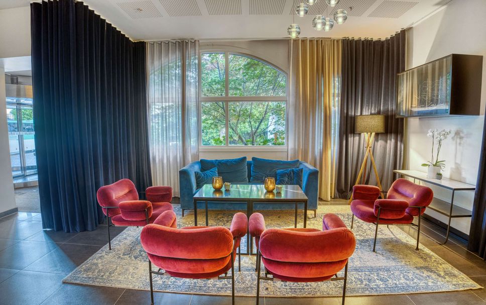 Lounge Photo