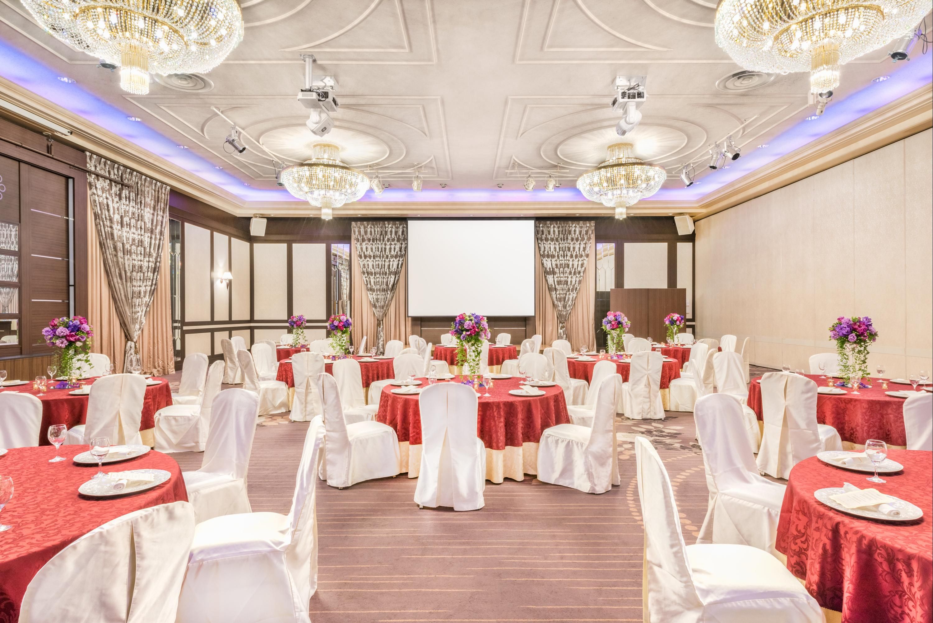 Banquet hall