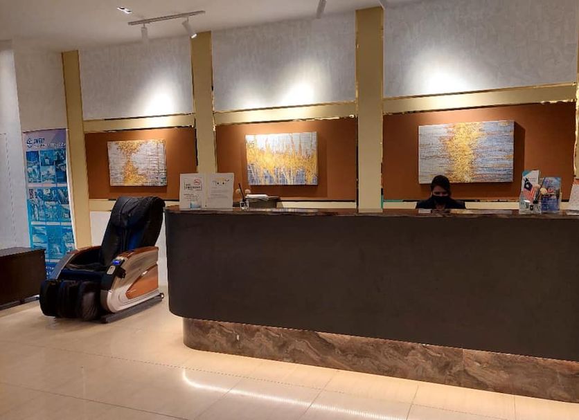Front desk Photo