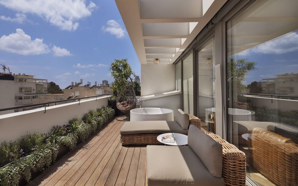 Balcony Photo