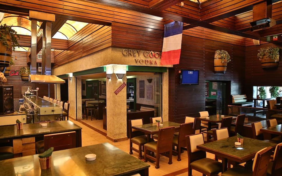 Bar Photo