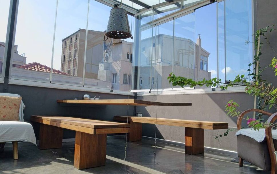 Balcony Photo