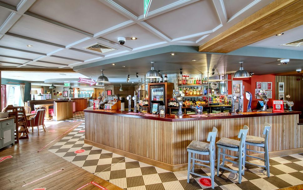 Bar Photo
