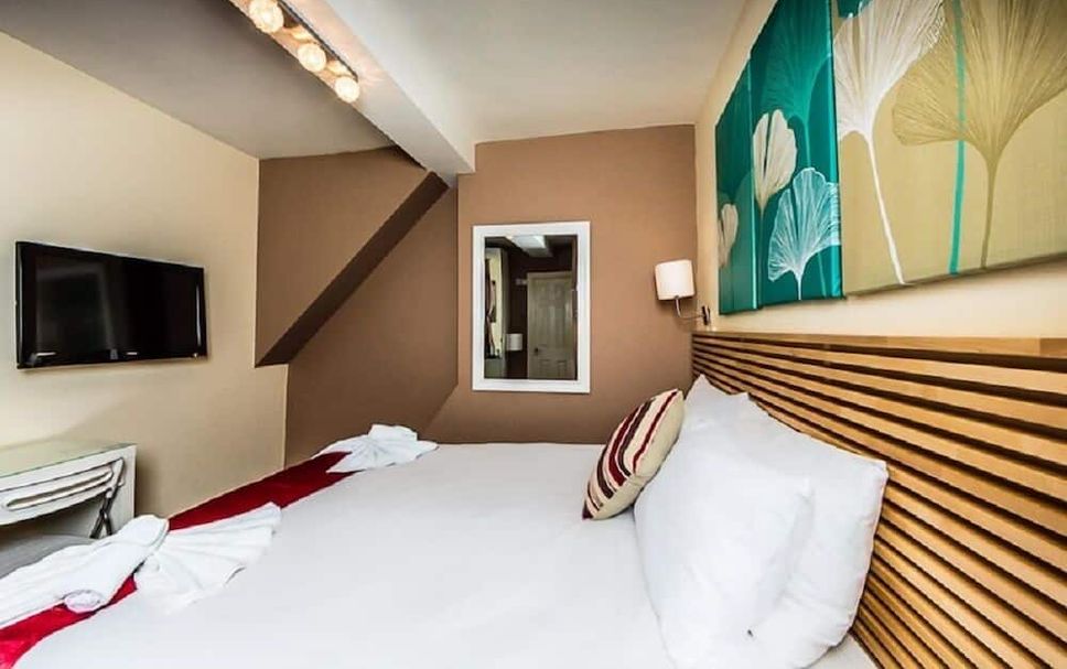 Bedroom Photo