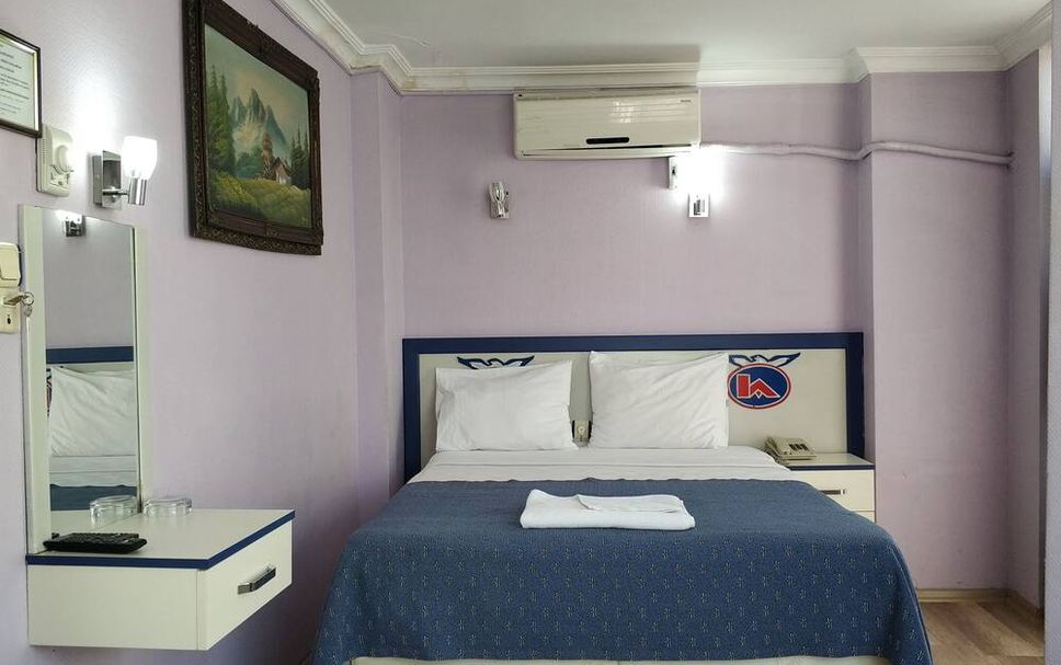 Bedroom Photo