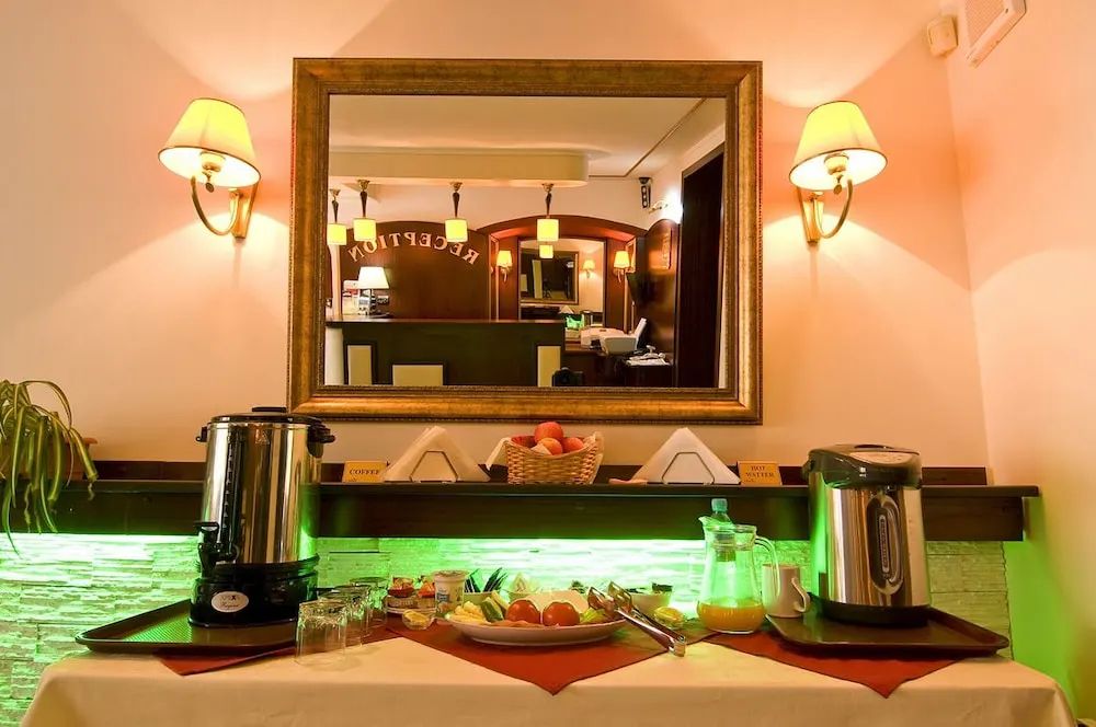 Buffet Photo