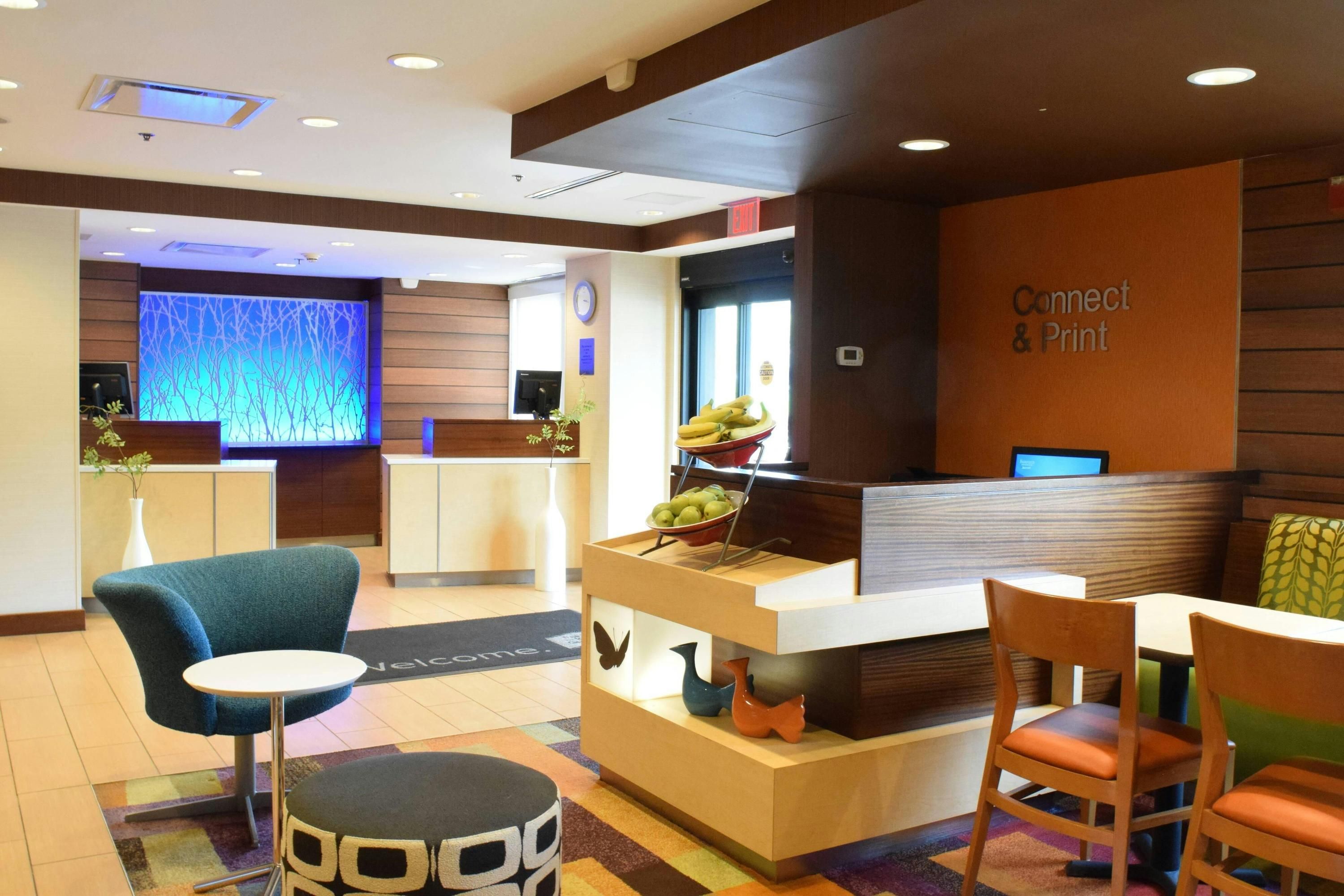 Front desk Photo