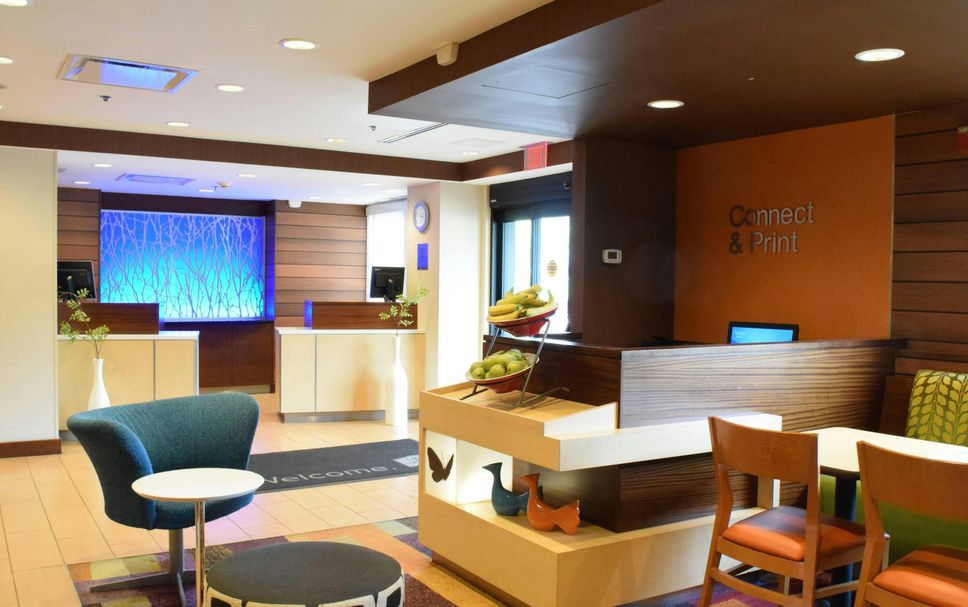 Front desk Photo
