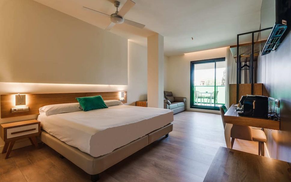 Bedroom Photo
