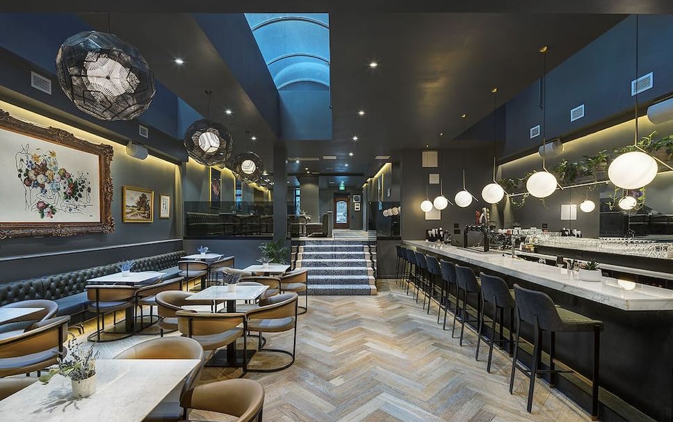 Restaurant Photo