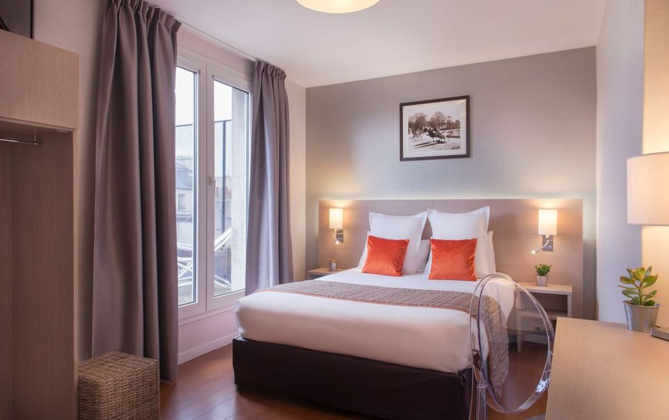Bedroom Photo