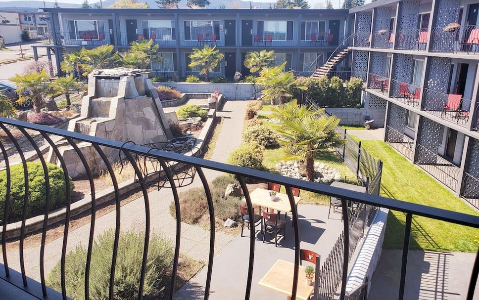 Balcony Photo