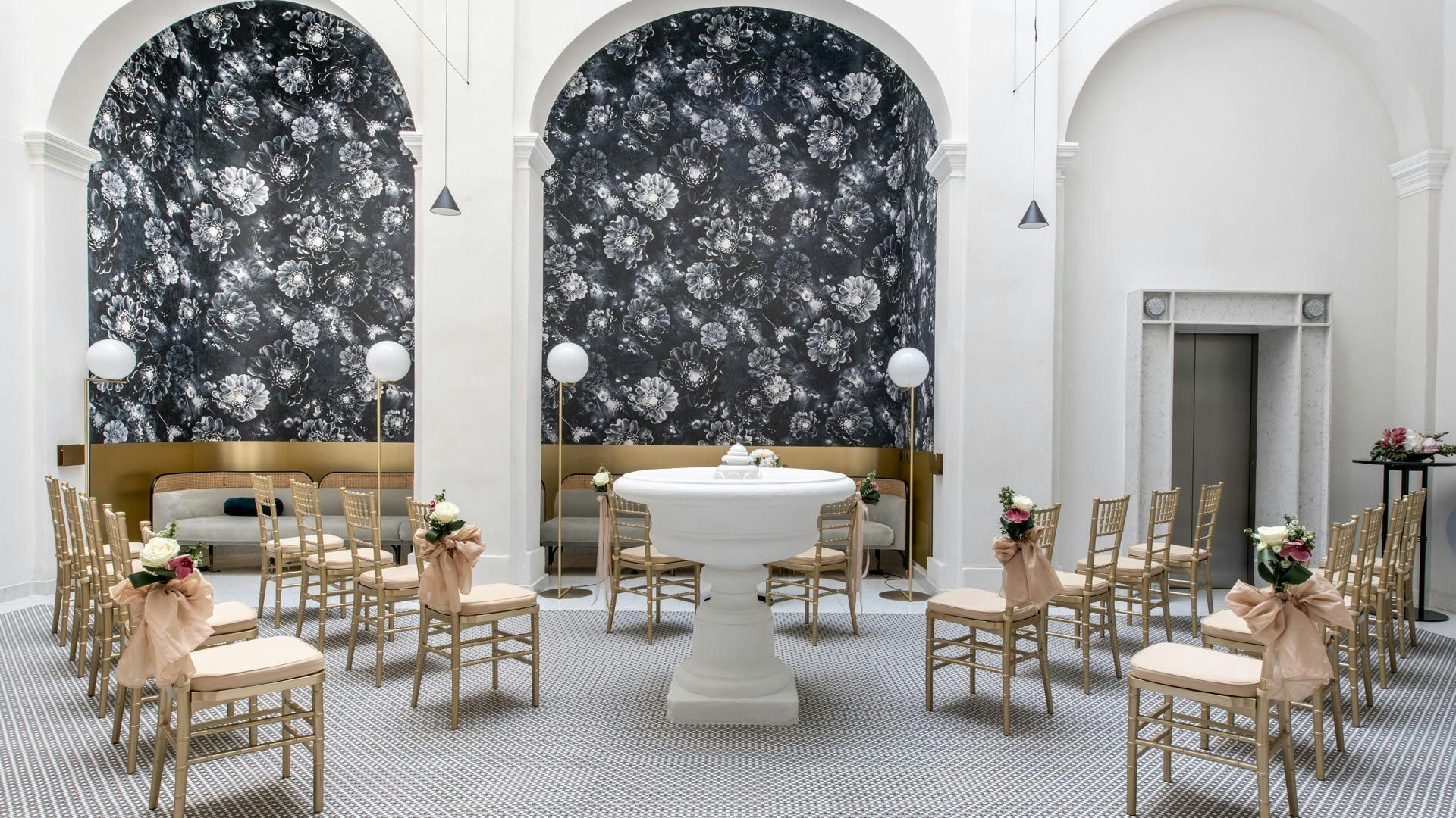 Banquet hall