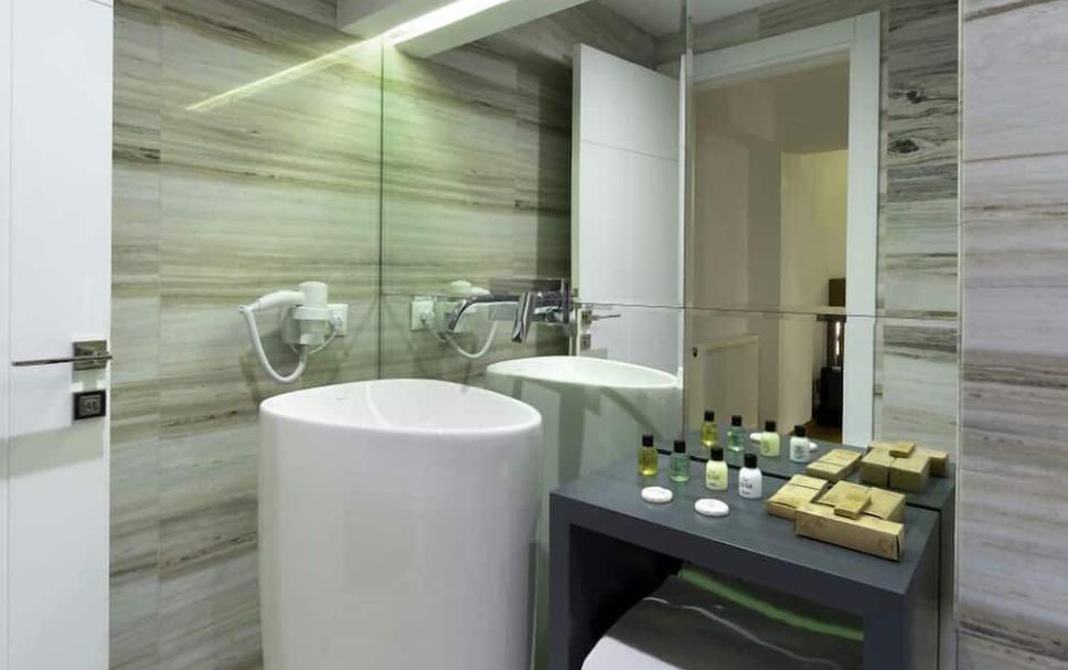 Bathroom Photo