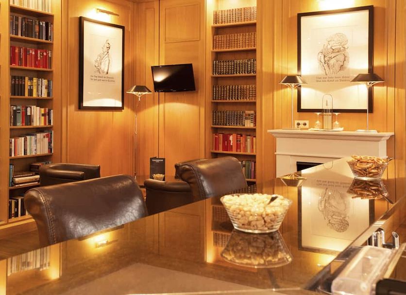 Lounge Photo