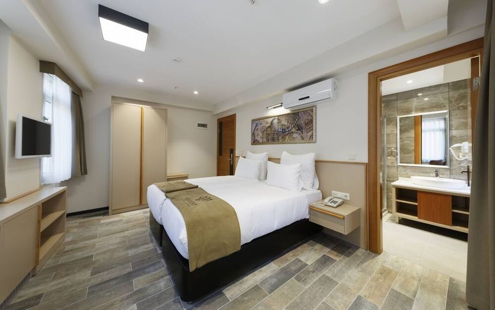 Bedroom Photo
