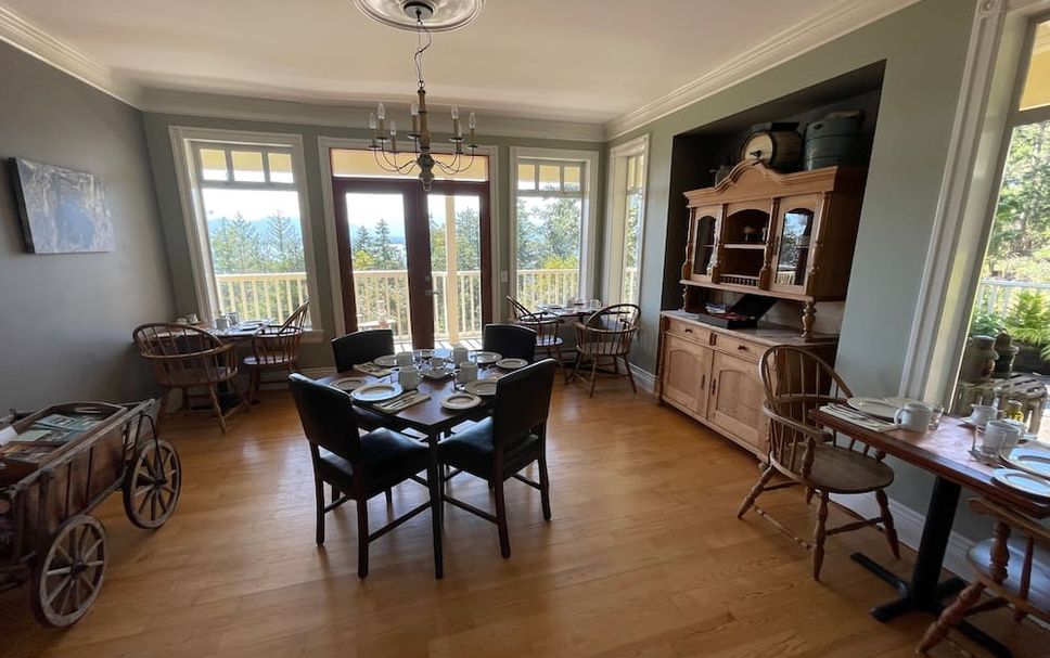 Dining room Photo