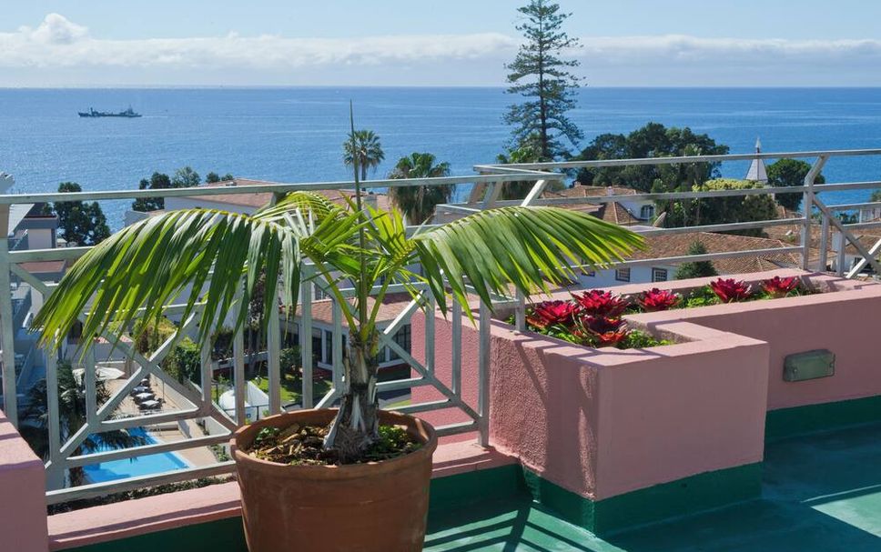 Balcony Photo