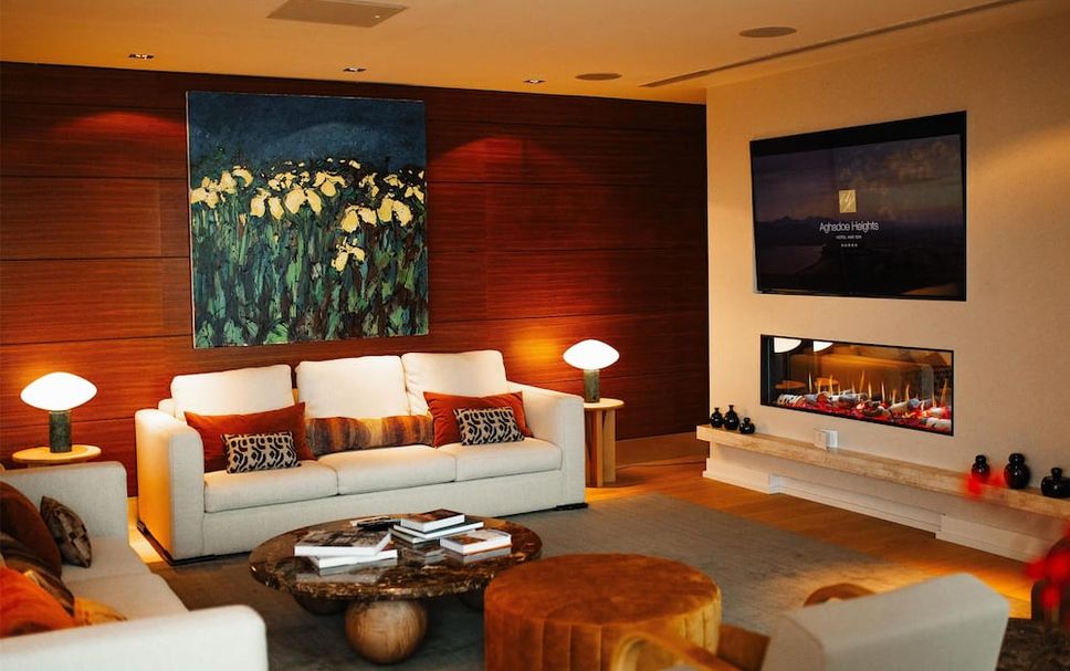 Lounge Photo