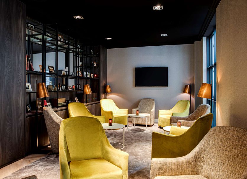 Lounge Photo