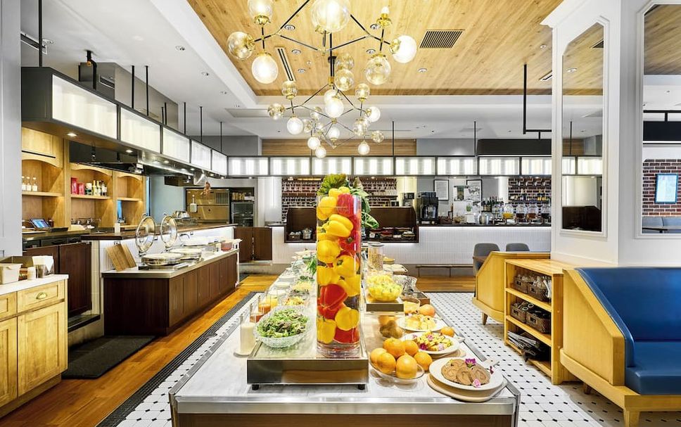 Buffet Photo