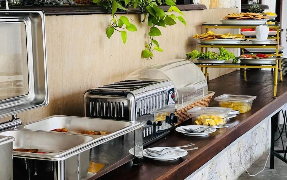 Buffet Photo