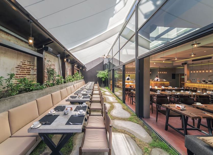 Restaurant Photo