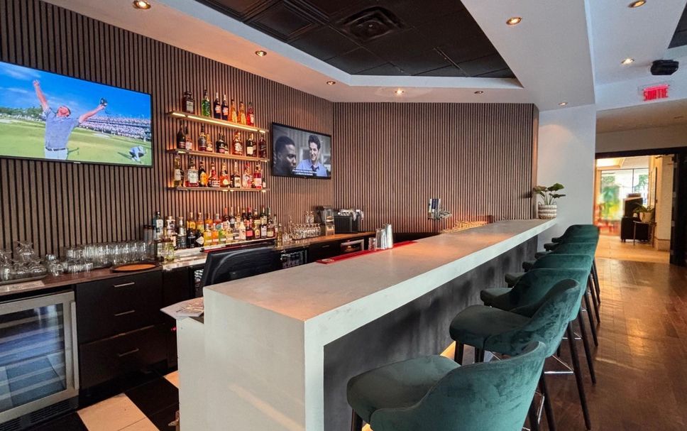 Bar Photo