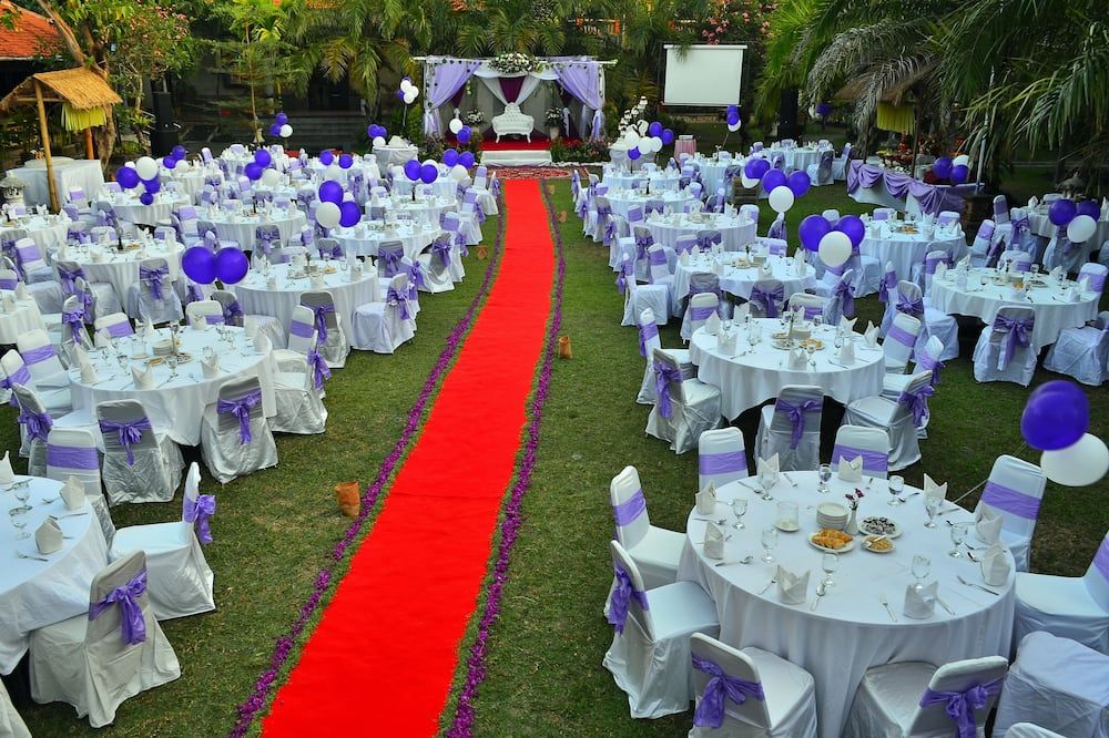 Banquet hall