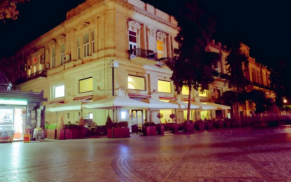 Building Photo