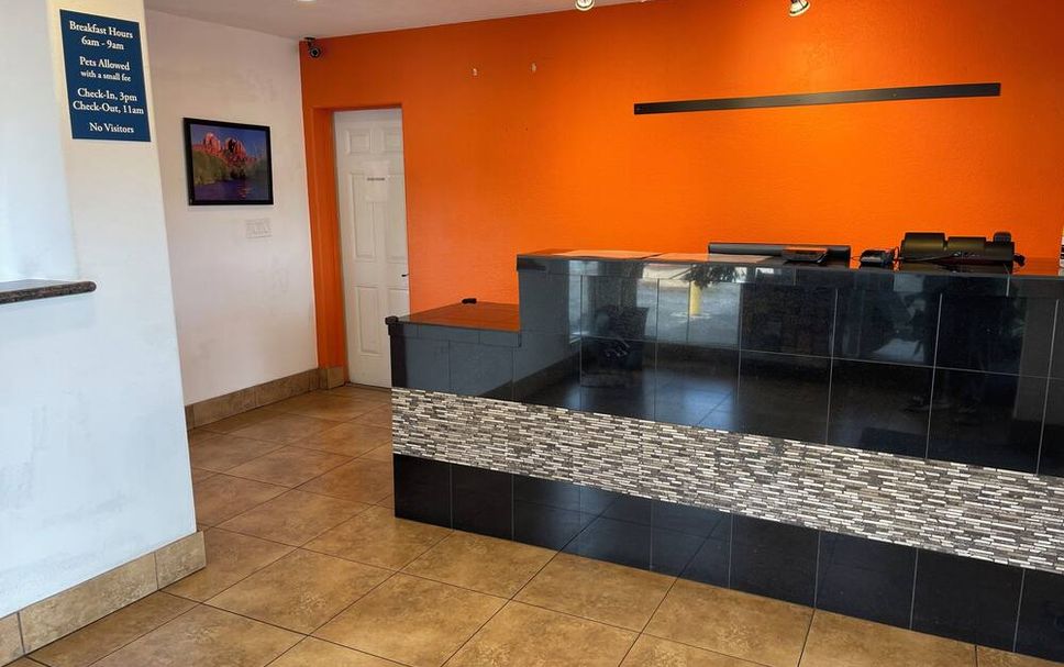 Front desk Photo