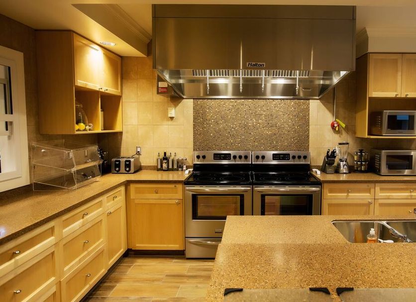 Kitchen Photo