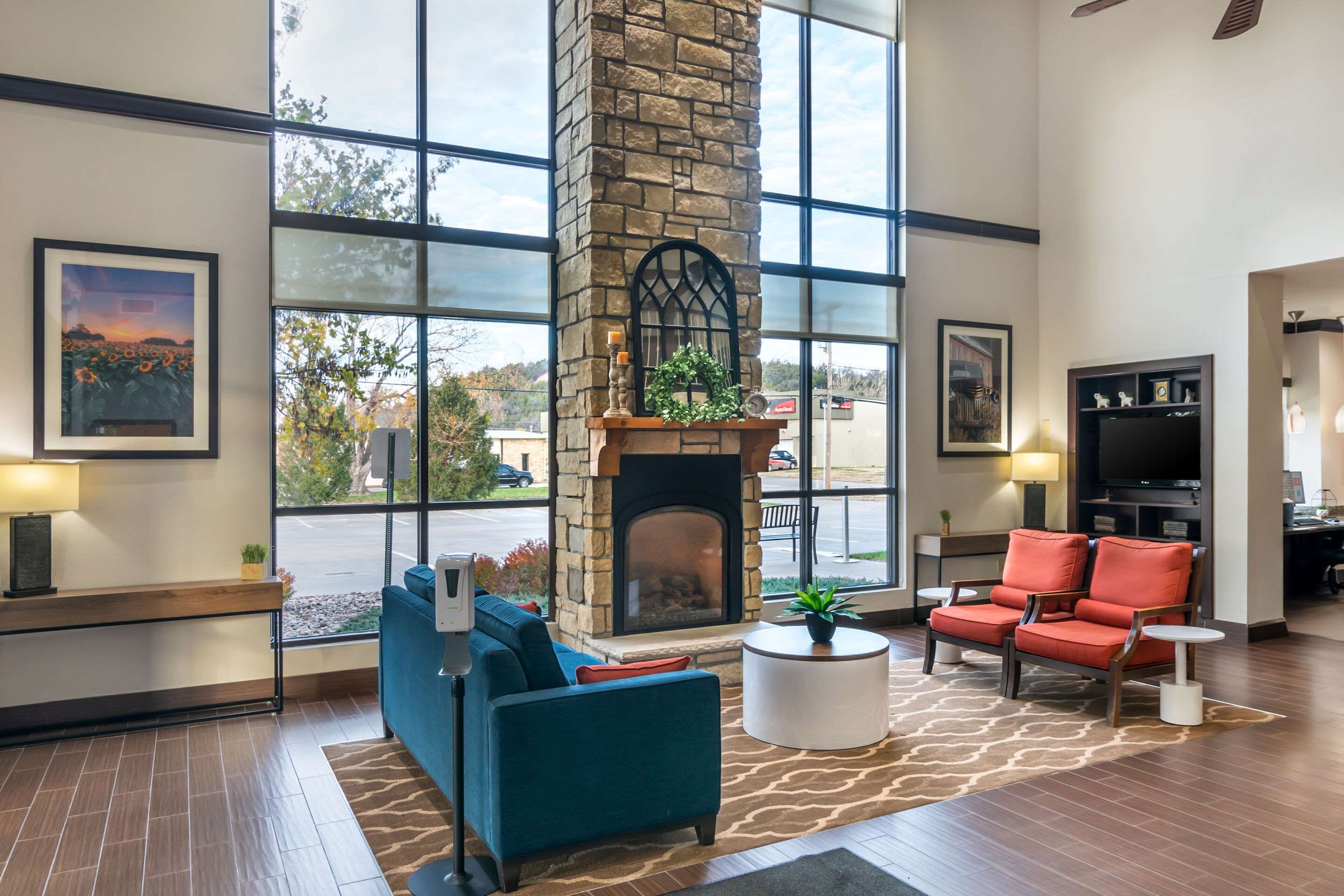 Lobby Photo