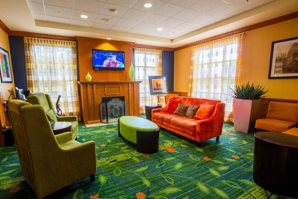 Lounge Photo