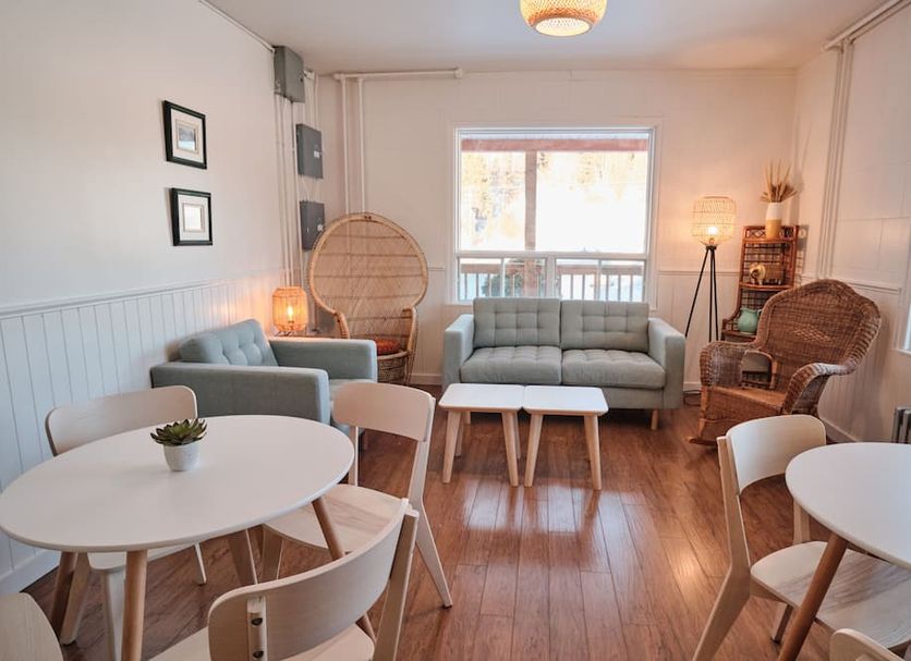 Dining room Photo