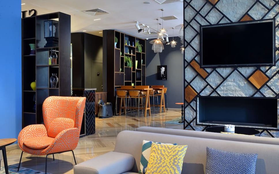 Lounge Photo
