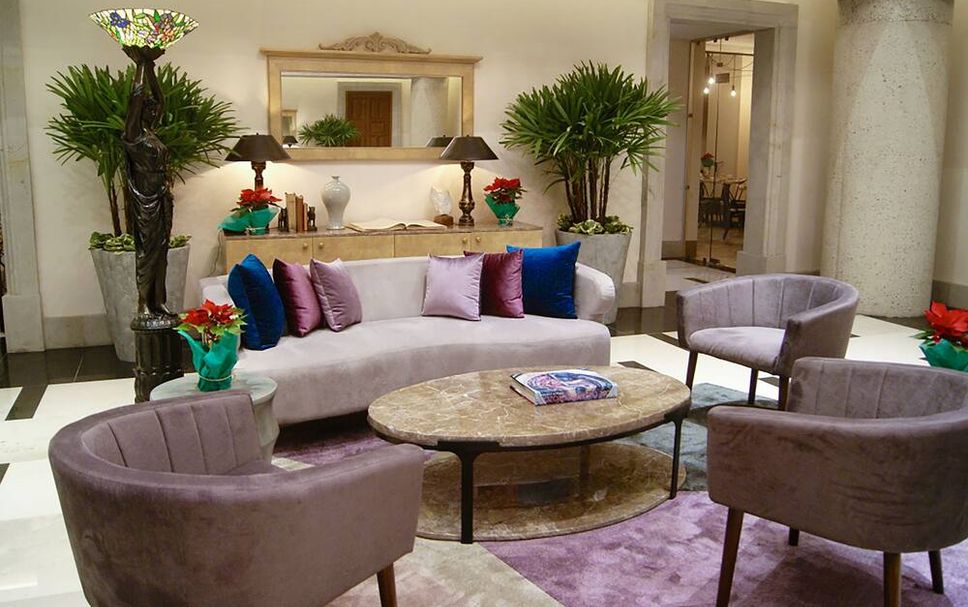 Lounge Photo