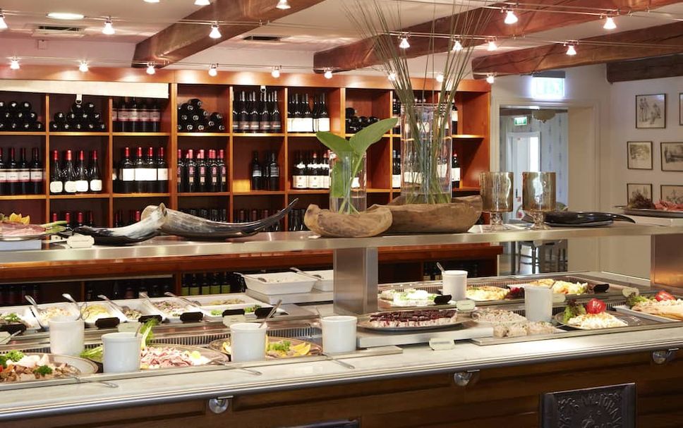 Buffet Photo
