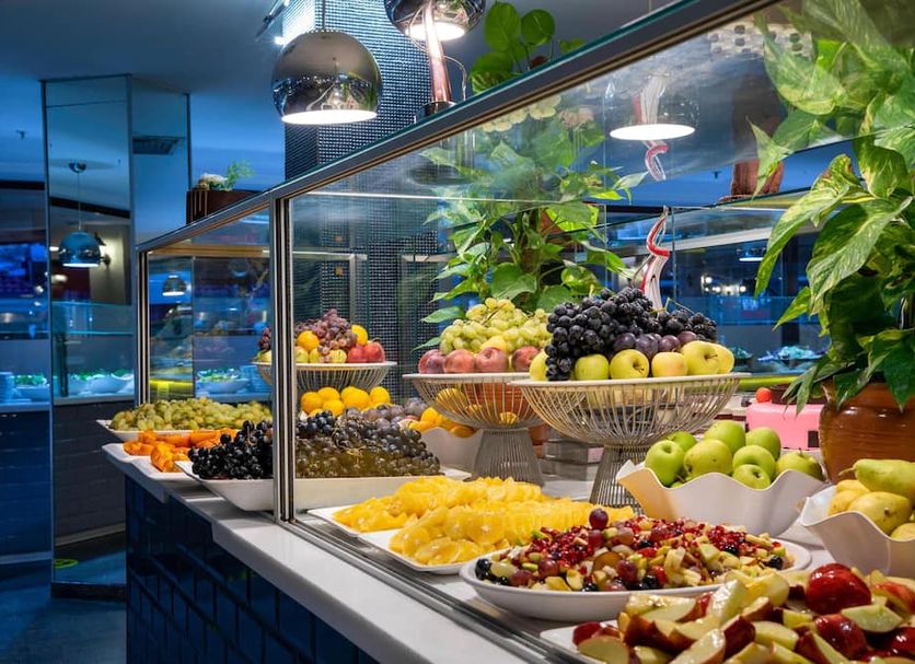Buffet Photo