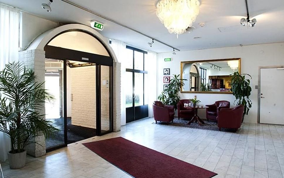 Lobby Photo