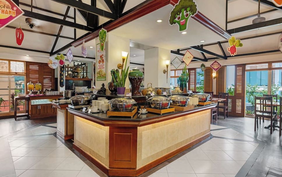 Buffet Photo