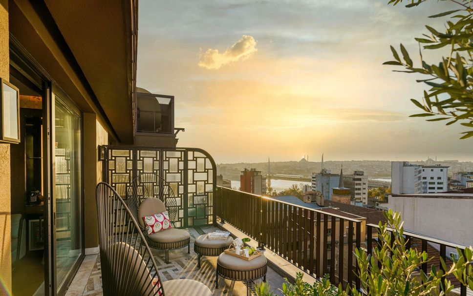 Balcony Photo
