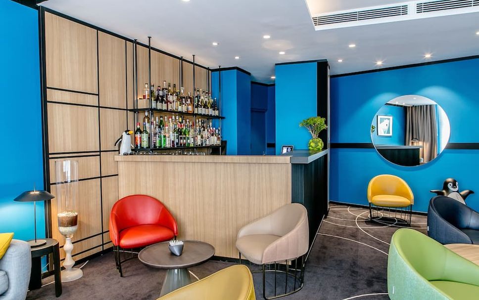 Lounge Photo