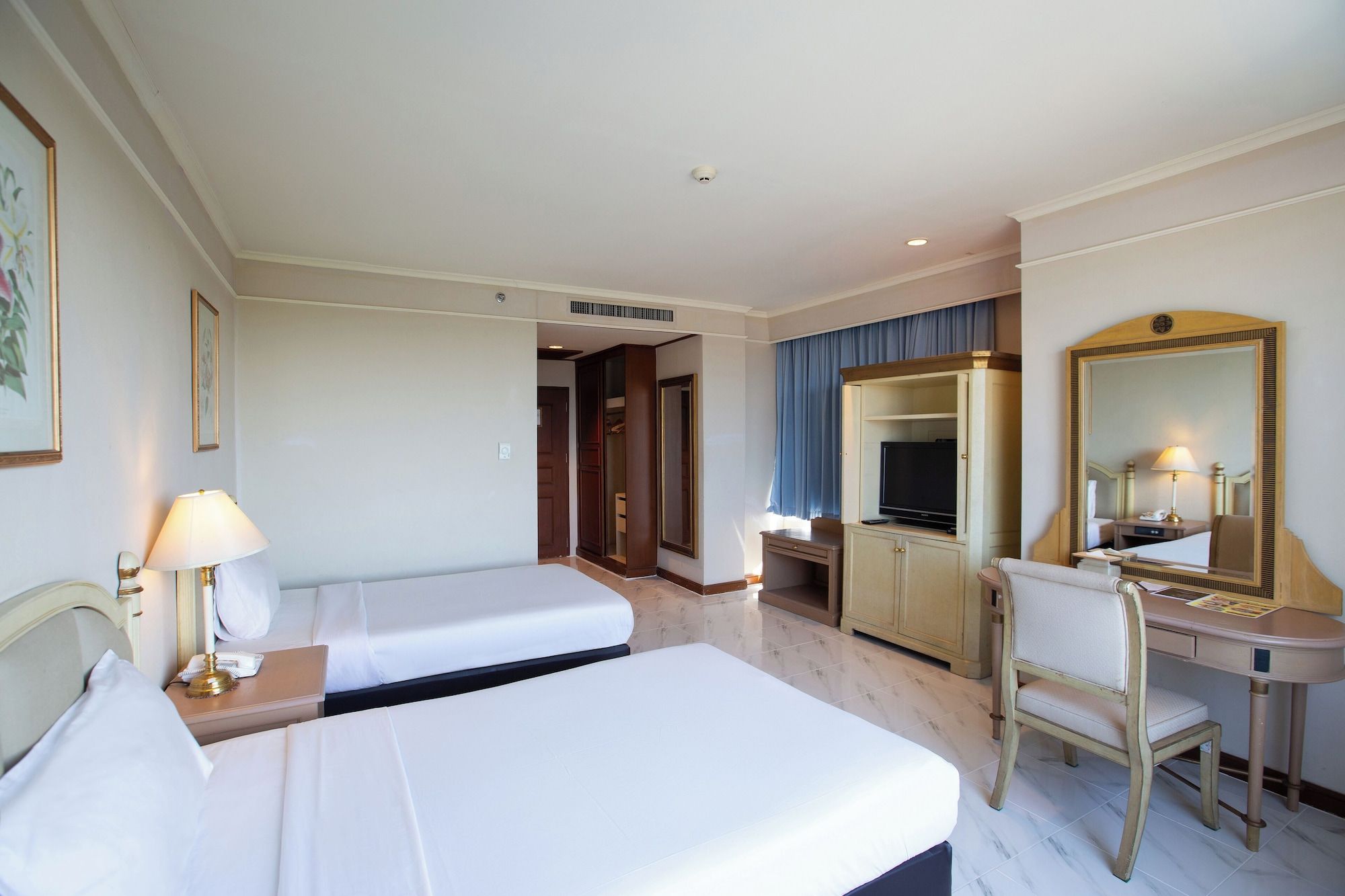 Bedroom