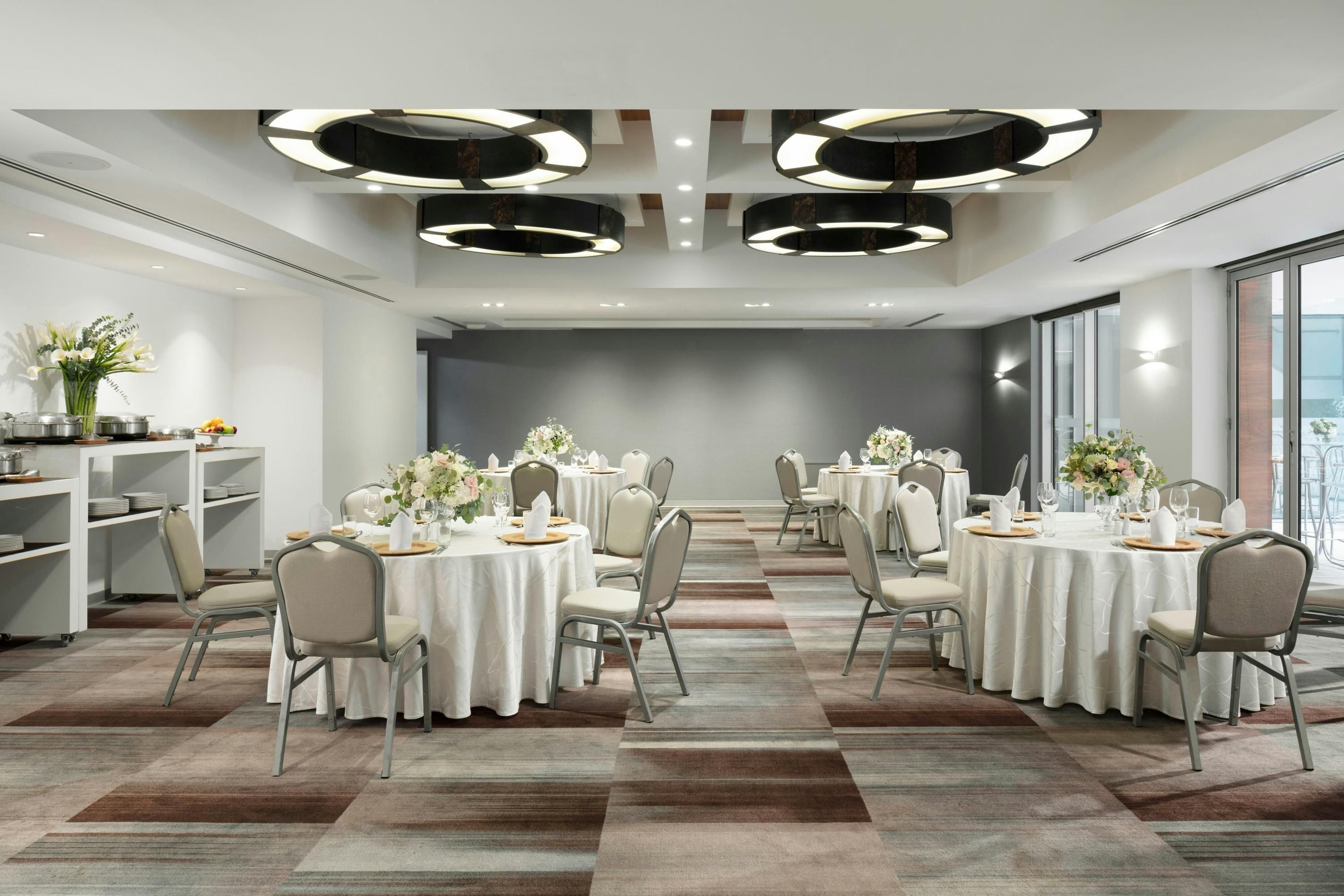 Banquet hall