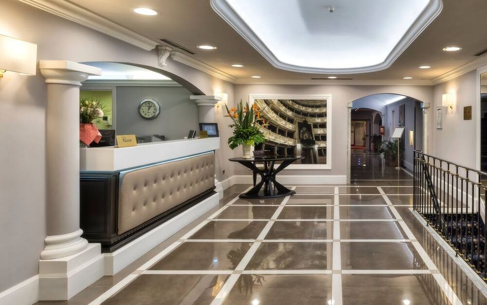Lobby Photo