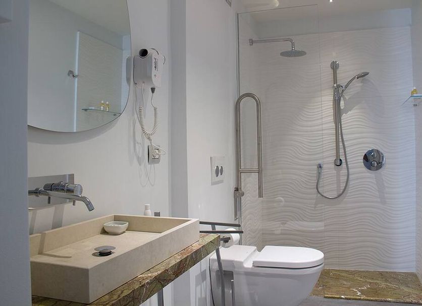 Bathroom Photo