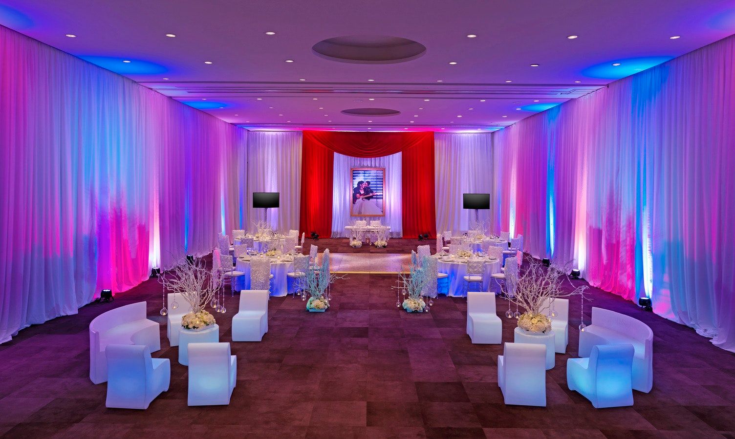 Banquet hall