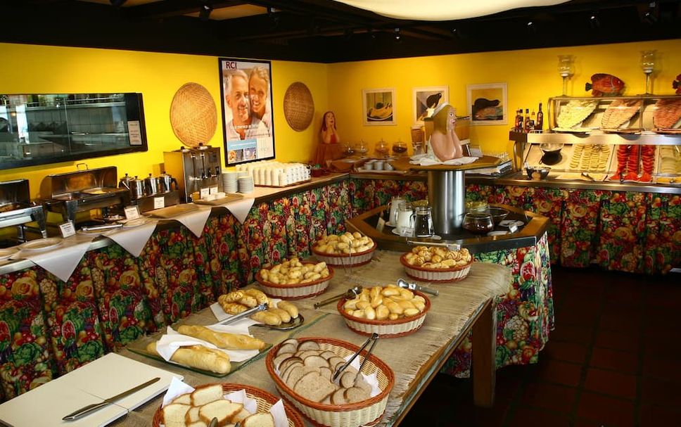 Buffet Photo