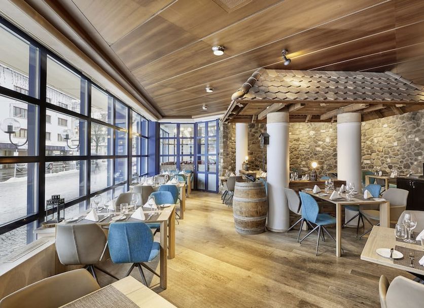 Restaurant Photo